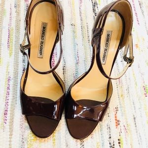 MANOLO BLAHNIK PATENT BURGUNDY BROWN  STRAP HEEL
